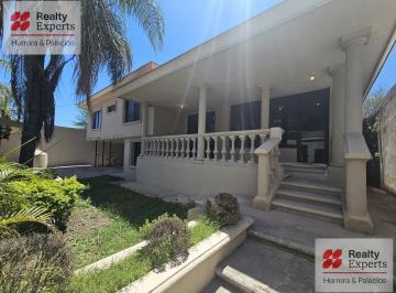 Casa · 542m² · 4 Recámaras · 4 Estacionamientos · Casa en Renta Zona Los Ríos Colonia del Valle
