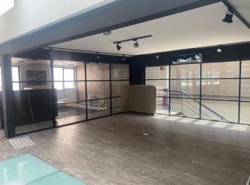 Local comercial · 840m² · 4 Recámaras · 6 Estacionamientos · Renta Local en Lomas de Chapultepec