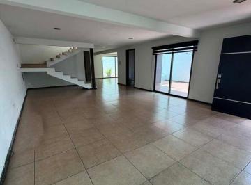Casa de 3 habitaciones, Morelia · Venta Casa con Jardín y Balcón Fraccionamiento La Huerta Morelia Cas_5448 Mor/cm