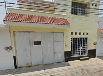 Casa de 4 habitaciones, Tuxtla Gutiérrez · Casa en Venta en Calle Querétaro, Chiapas.