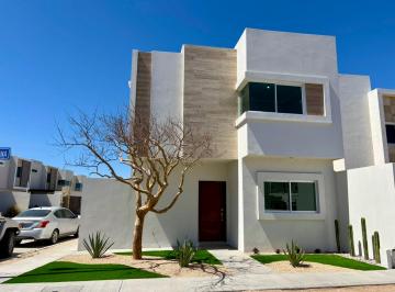 Casa de 3 habitaciones, La Paz · Casa en Venta Modelo Navel en Esquina | Los Naranjos Residencial | La Paz Bcs