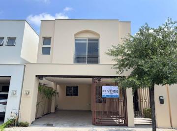 Casa de 3 habitaciones, Guadalupe · Casa en Venta