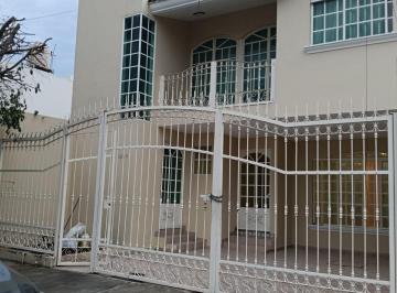 Casa de 3 habitaciones, Zapopan · Fraccionamiento Tabachines, Zapopan, Casa en Renta