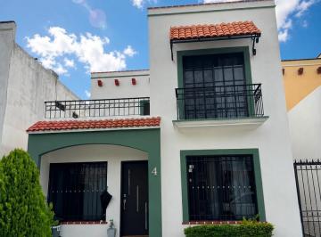 Casa · 168m² · 3 Recámaras · 2 Estacionamientos · Casa en Santa Fe Poligono Sur