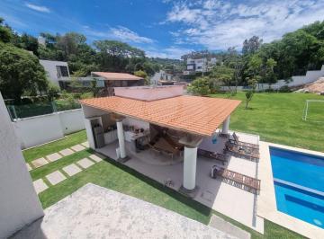 Casa · 560m² · 9 Recámaras · 10 Estacionamientos · Casa en Venta en Yautepec