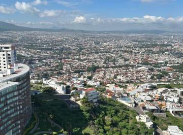 Departamento de 2 habitaciones, Querétaro · Penth House Adamant Towers