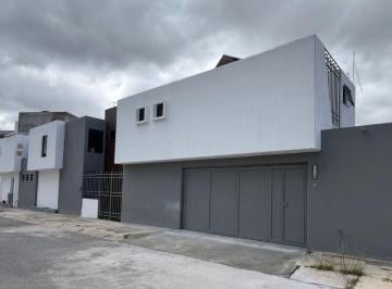 Casa de 3 habitaciones, San Luis Potosí · Casa Remodelada en Venta en Lomas del Tecnologico en San Luis Potosi de Tres Recámaras.