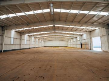 Terreno / Lote · 900m² · Bodega en Renta