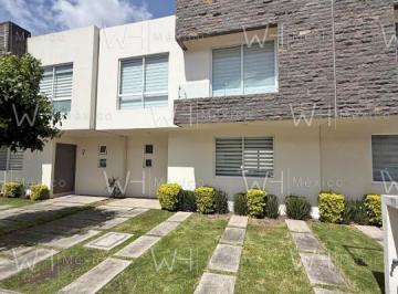 Casa · 3 Recámaras · 2 Estacionamientos · Casa en Renta en Residencial Grafito