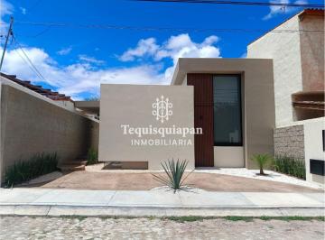 Casa de 2 habitaciones, Tequisquiapan · Casa en Venta en Tequisquiapan, Fraccionamiento Residencial Haciendas de Tequisquiapan
