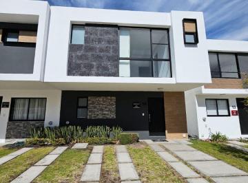 Casa · 144m² · 3 Recámaras · 2 Estacionamientos · Casa en Venta Zakia, Jardín Interior, 3 Recámaras, Sala Tv