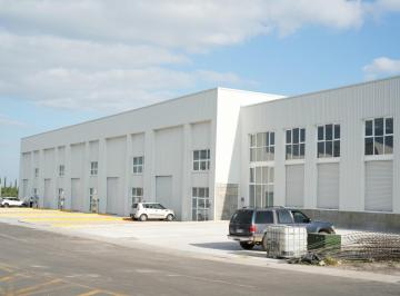 Terreno / Lote · 609m² · Terreno en Venta Para Bodega Industrial El Marques, Zona Comercial, Business Center