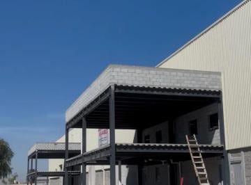 1 · Bodegas en Frenta Vitto Alessio Robles