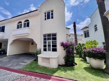 Casa de 3 habitaciones, Zapopan · Casa Renta Lomas del Valle Zapopan