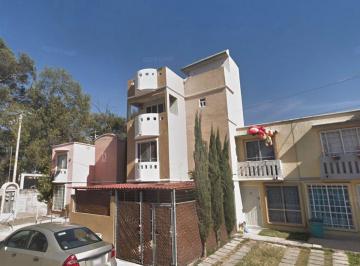 Casa de 4 habitaciones, Tultepec · Casa en Venta Remate Bancario en Hacienda del Jardín, Tultepec Estado de México Clj
