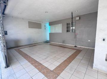 Casa de 3 habitaciones, Monterrey · Casa con Doble Altura en Venta en Cumbres Mediterráneo