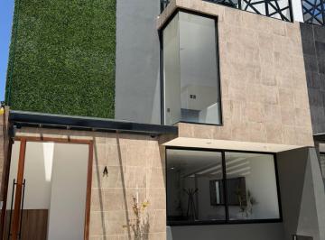Casa · 170m² · 3 Recámaras · 2 Estacionamientos · Casa en Venta en Fraccionamiento Dávica, San Pedro Cholula, Puebla