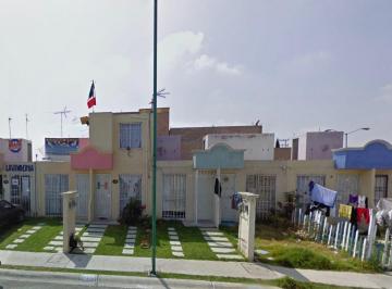 Casa de 2 habitaciones, Chicoloapan · Casa en Venta en Chicoloapan de Juárez, Estado de México Adjudicada Clj