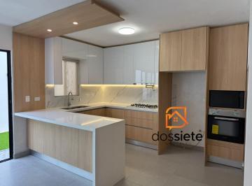Casa · 112m² · 3 Recámaras · 2 Estacionamientos · Casa en Renta 3 Niveles a Estrenar
