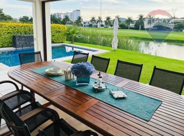Casa · 400m² · 4 Recámaras · 3 Estacionamientos · Venta de Casa, Club de Golf Paraíso Country Club, Zapata Morelos…clave 4905