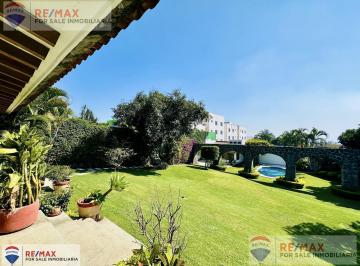 Venta de casa de un nivel en zona exclusiva de Cuernavaca, Morelos · Venta de Casa de un Nivel en Zona Exclusiva de Cuernavaca, Morelos…clave 5379