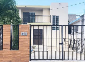Casa · 170m² · 3 Recámaras · 1 Estacionamiento · Amplia Casa en Venta Zona Norte Tampico