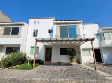 Casa de 3 habitaciones, San Andrés Cholula · Casa Amueblada en Renta, Parque La Castellana Lomas de Angelopolis