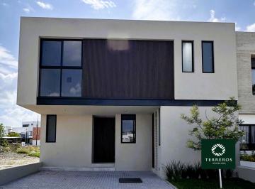 Casa en condominio de 4 habitaciones, Querétaro · Estrena Casa en Venta con 4 Habitaciones, Una en Planta Baja, Valle de Juriquilla