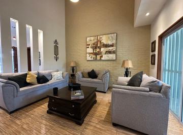Casa de 3 habitaciones, Saltillo · Casa Amueblada Al Norte | Rincon de Sayavedra