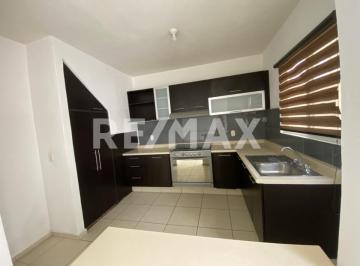 Casa en condominio · 100m² · 3 Recámaras · 2 Estacionamientos · Casa en Renta en Condominio - (4)