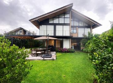 Casa en condominio · 251m² · 3 Recámaras · 3 Estacionamientos · Casa en Condominio en Renta - (4)