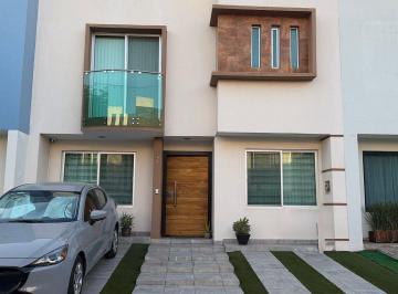 Casa de 3 habitaciones, Zapopan · Bonita Casa en Nueva Galicia Coto Cadiz