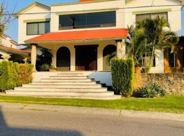 Casa de 6 habitaciones, Atlatlahucan · En Venta Casa en Lomas de Cocoyoc, Estado de Morelos