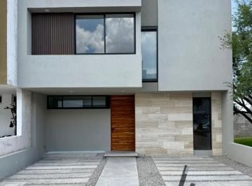 Casa · 190m² · 4 Recámaras · 2 Estacionamientos · Casa de Autor en Zen Life I en Venta