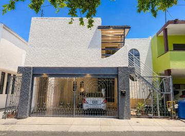 Casa de 3 habitaciones, Monterrey · Venta de Casa en Monterrey