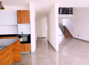 Casa · 167m² · 3 Recámaras · 2 Estacionamientos · Residencia en Venta, Residencial Tehuicil