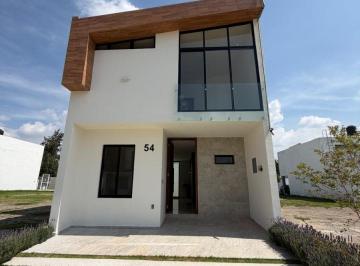 Casa de 4 habitaciones, Zapopan · Casa en Venta en Tesistan, Zapopan
