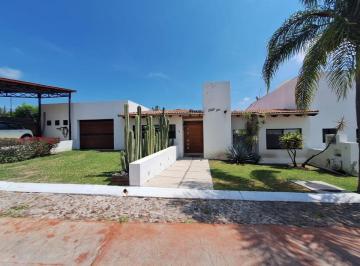 Casa en condominio de 3 habitaciones, Corregidora · Casa en Venta en Vista Real, Corregidora
