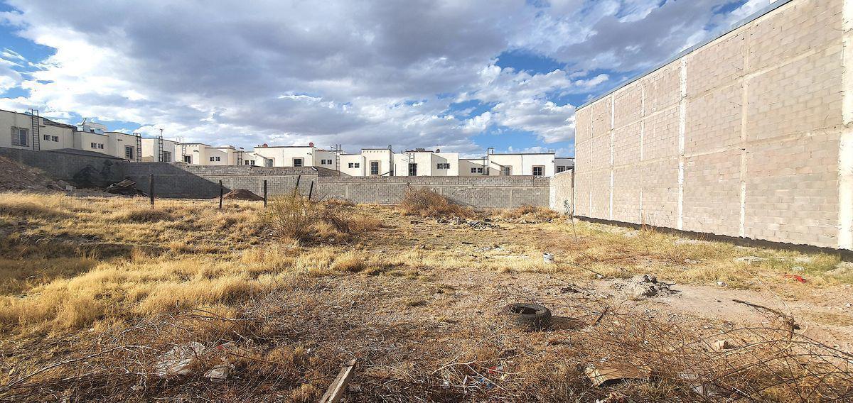Venta Terreno por Fracc. Santa Clara