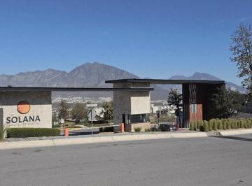 Casa · 223m² · 3 Recámaras · 2 Estacionamientos · Casa Dominio Cumbres Solana Residencial Garcia Renta