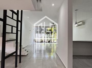 recibidor · Casa en Venta en Playa del Carmen de 3 Habitaciones y 2 Baños a Minutos de La Playa. Oportunidad!
