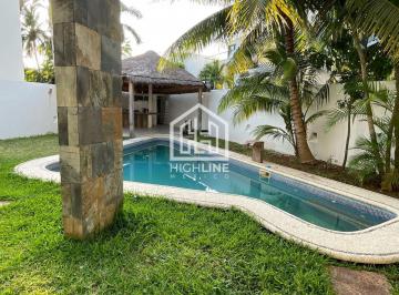 Casa · 580m² · 5 Recámaras · 4 Estacionamientos · Gran Oportunidad en Villa Magna | 5 Rec + Cine + Alberca | Precio Especial