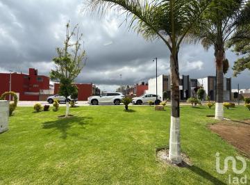Casa · 156m² · 3 Recámaras · 2 Estacionamientos · Casa Nueva en Venta con Casa Club y Rápido Acceso a Periférico