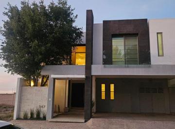 Casa de 3 habitaciones, Saltillo · Casa en Venta Equipada Al Norte en Fracc Misiones II, Saltillo Coah