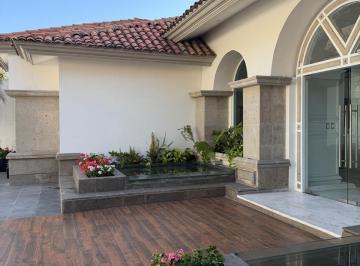 Casa · 3900m² · 8 Recámaras · 15 Estacionamientos · Residencia en Venta en Jardines del Pedregal, Cdmx