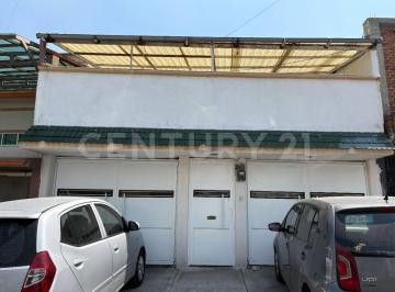 Casa · 202m² · 3 Recámaras · 2 Estacionamientos · Casa en Venta en Colonia Atlanta, Cuautitlán Izcalli, Estado de México.