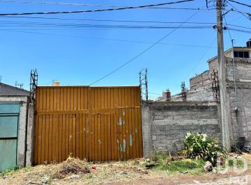Terreno / Lote · 120m² · Terreno en Renta