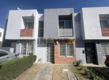 Casa de 2 habitaciones, Zapopan · Casa en Renta en Condominio Residencial Parque Tesistán III