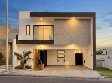 Casa de 4 habitaciones, Alvarado · Casa en Venta Fracc. Lomas de La Rioja, Riviera Veracruzana.