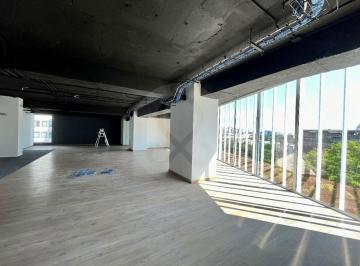 Oficina · 105m² · 2 Estacionamientos · Oficina en Renta en Hipódromo